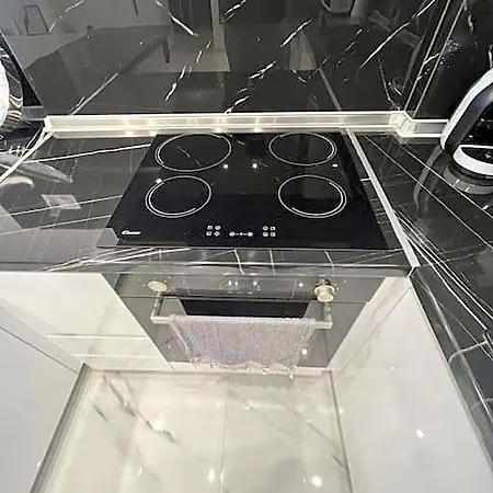 Luxurious In The Heart Of 4* 塞萨洛尼基